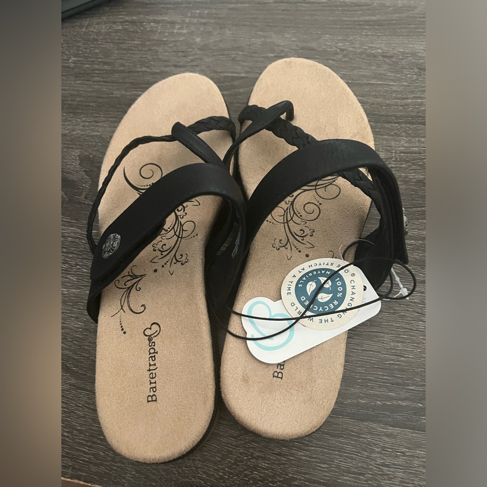 NWT Baretraps Recycled Sandals Ladies Black 8